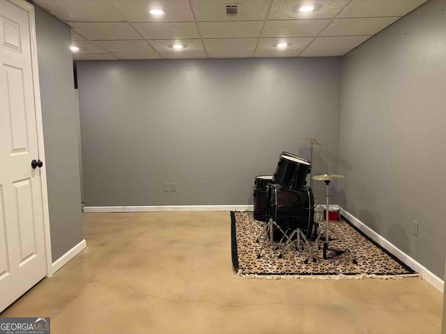 120 Hollow Springs Drive, Hiram, GA 30141
