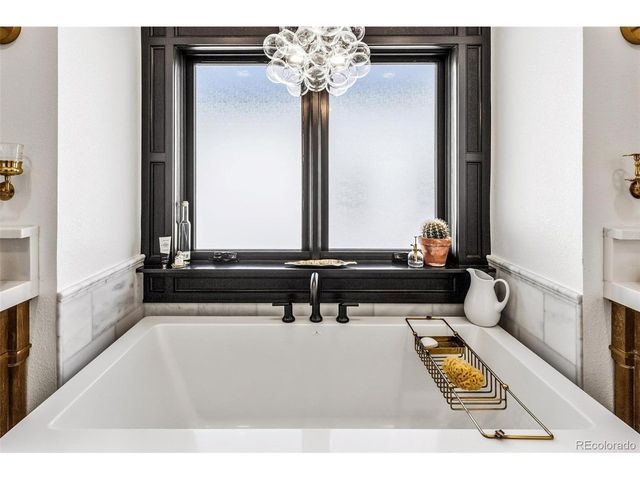 1511 S Milwaukee St, Denver, CO 80210