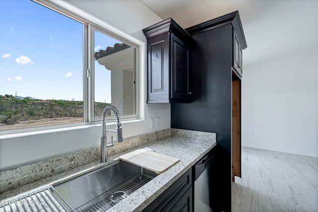 225 Calle Ranuculo, Rio Rico, AZ 85648