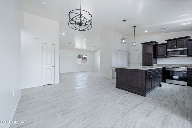 225 Calle Ranuculo, Rio Rico, AZ 85648