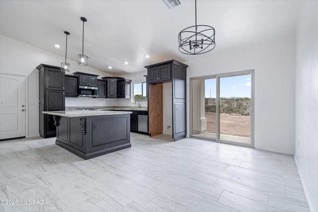 225 Calle Ranuculo, Rio Rico, AZ 85648