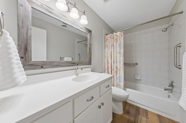 9039 Vickors Crossing, Brooklyn Park, MN 55443
