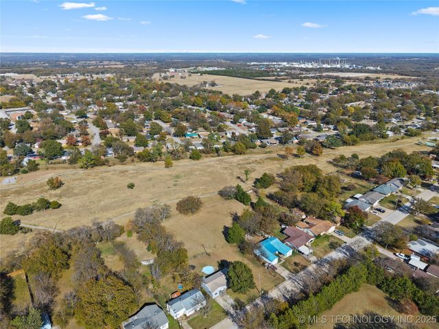 15th, Ardmore, OK 73401