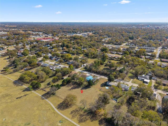 15th, Ardmore, OK 73401