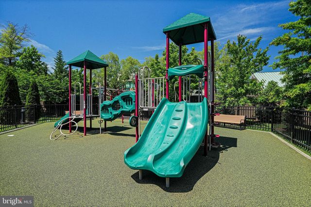 7206 WOOD TRAIL DR, Lanham, MD 20706