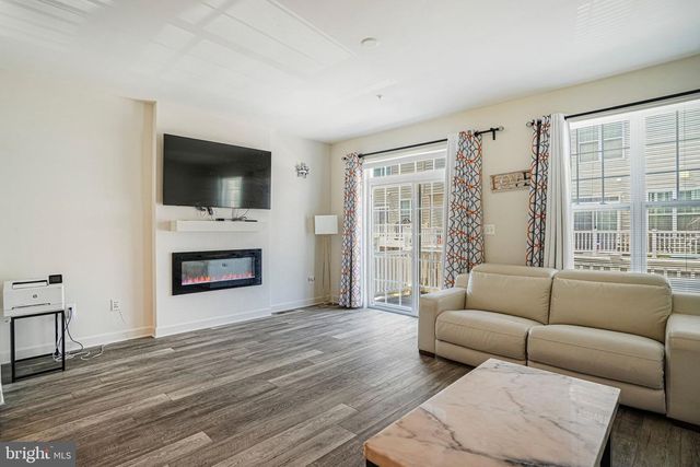 7206 WOOD TRAIL DR, Lanham, MD 20706