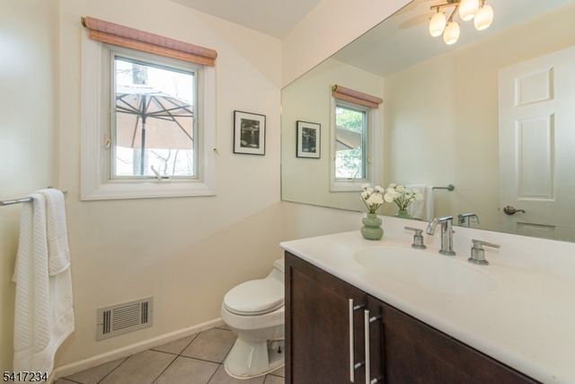 23 Powell Dr, West Orange Twp., NJ 07052