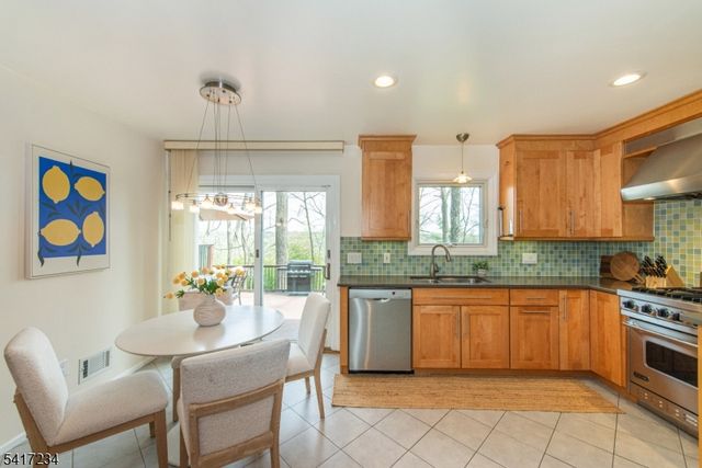 23 Powell Dr, West Orange Twp., NJ 07052