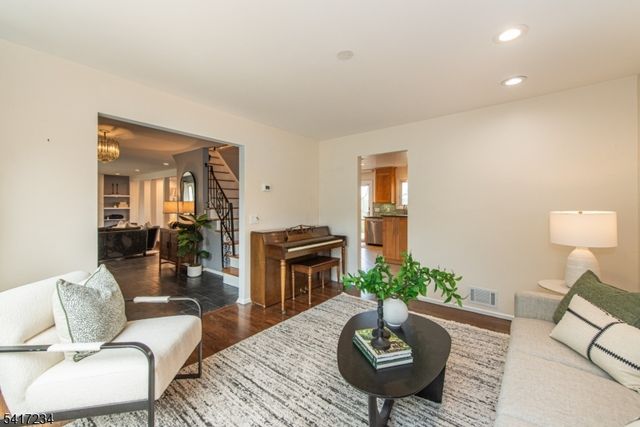 23 Powell Dr, West Orange Twp., NJ 07052