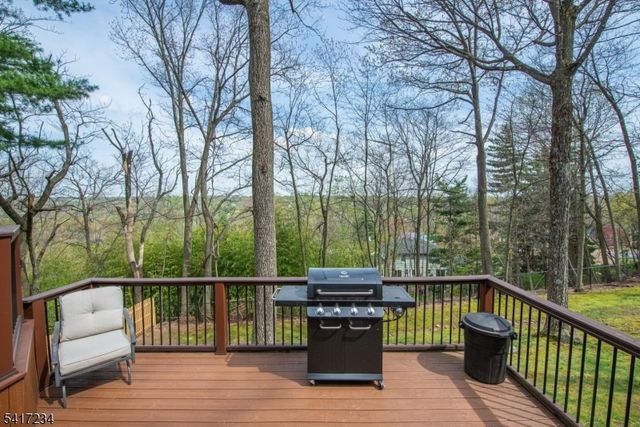 23 Powell Dr, West Orange Twp., NJ 07052