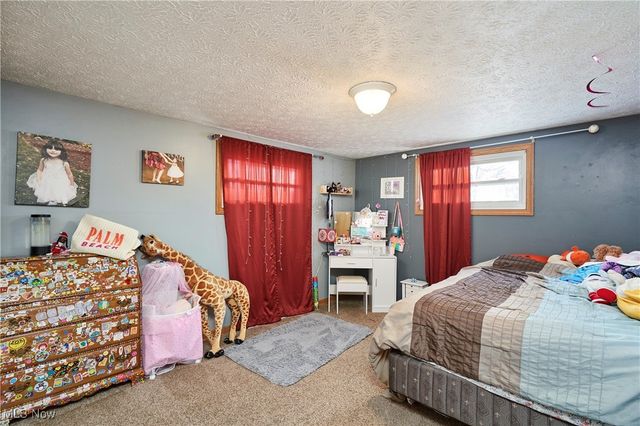 2580 Crestview Avenue, Alliance, OH 44601