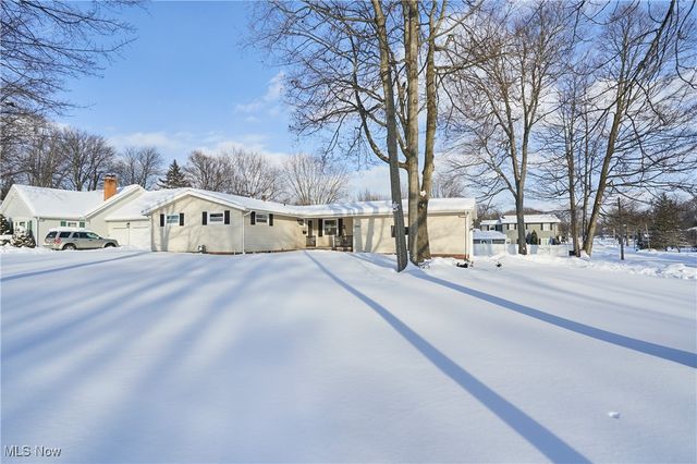 2580 Crestview Avenue, Alliance, OH 44601