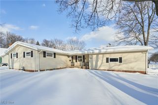 2580 Crestview Avenue, Alliance, OH 44601