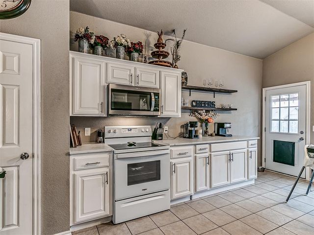 2713 Edgemere Drive, Norman, OK 73071