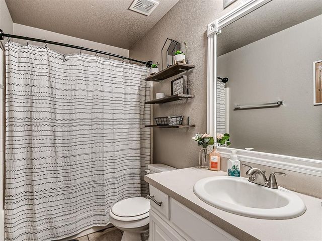 2713 Edgemere Drive, Norman, OK 73071