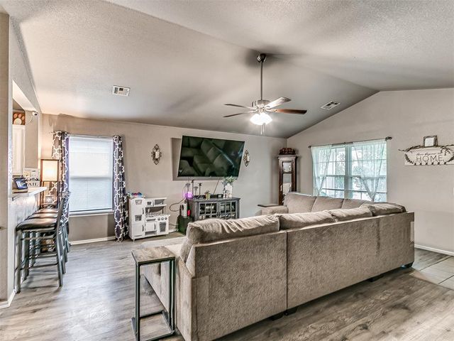 2713 Edgemere Drive, Norman, OK 73071