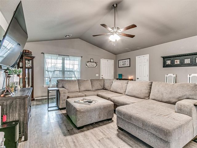 2713 Edgemere Drive, Norman, OK 73071