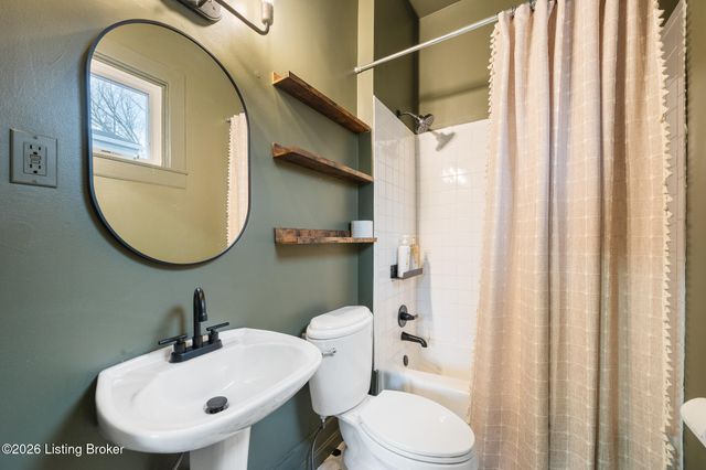 1820 Sherwood Ave 1, Louisville, KY 40205