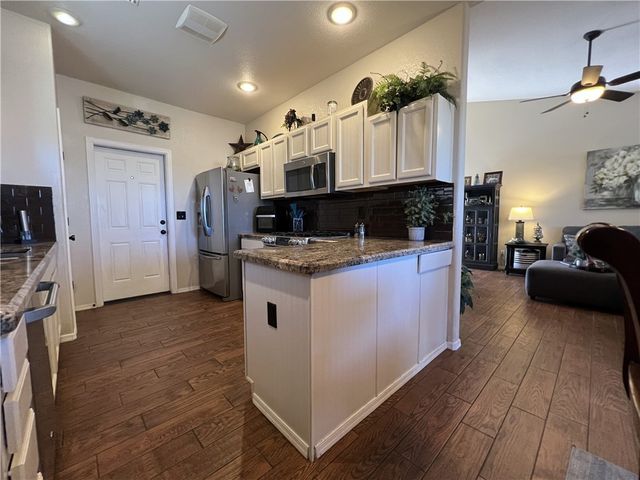 1585 Pettibone Drive, Bullhead City, AZ 86442