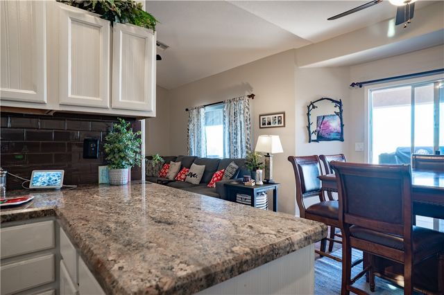 1585 Pettibone Drive, Bullhead City, AZ 86442