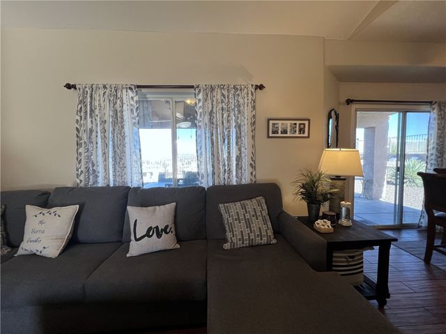 1585 Pettibone Drive, Bullhead City, AZ 86442