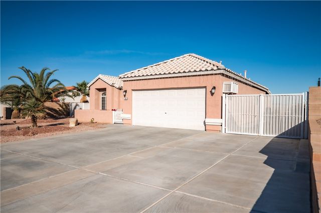 1585 Pettibone Drive, Bullhead City, AZ 86442