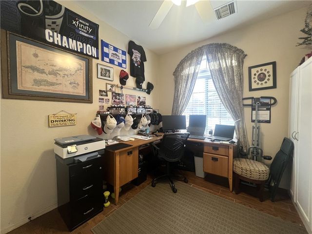 1585 Pettibone Drive, Bullhead City, AZ 86442