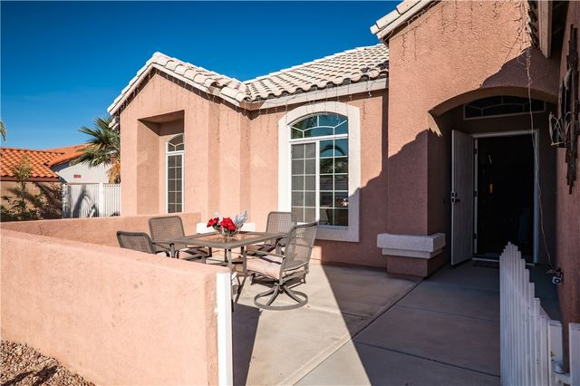 1585 Pettibone Drive, Bullhead City, AZ 86442