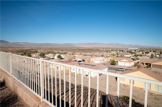 1585 Pettibone Drive, Bullhead City, AZ 86442