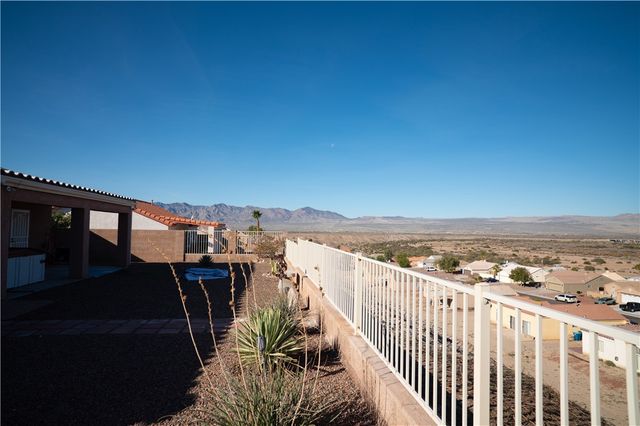 1585 Pettibone Drive, Bullhead City, AZ 86442