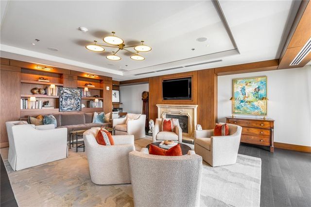 3630 Peachtree NE Road 2404, Atlanta, GA 30326