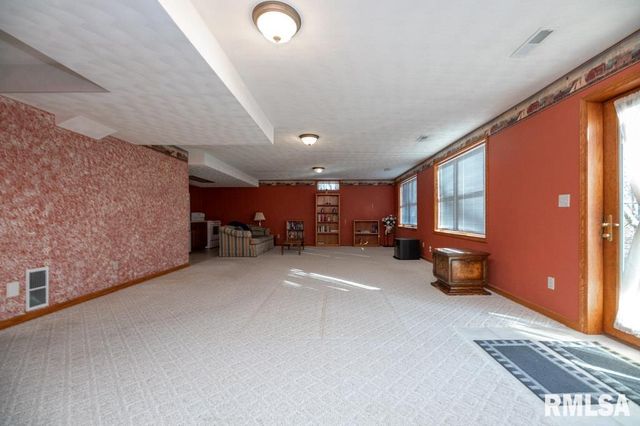 2229 MICHELLE Court, Bartonville, IL 61607