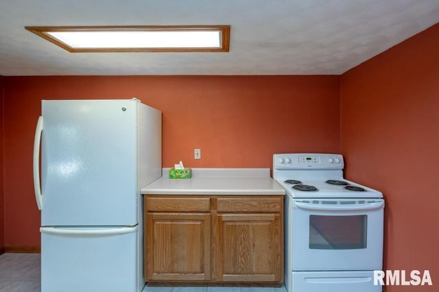 2229 MICHELLE Court, Bartonville, IL 61607