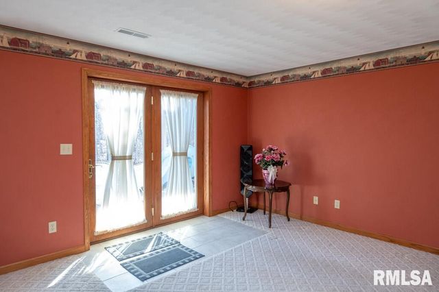 2229 MICHELLE Court, Bartonville, IL 61607