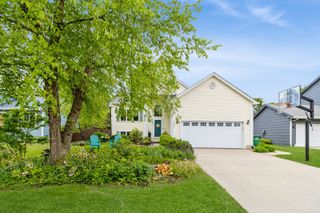 1221 S 51st Street, West Des Moines, IA 50265