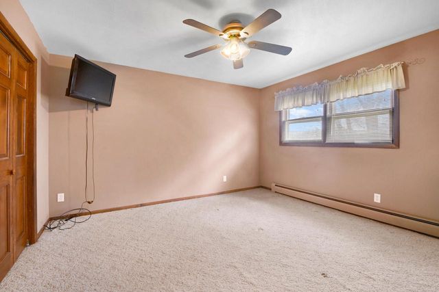 6909 Townline ROAD, West Bend, WI 53090