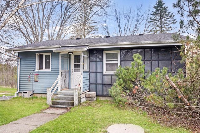 6909 Townline ROAD, West Bend, WI 53090