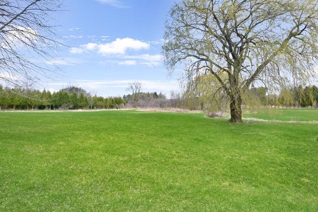 6909 Townline ROAD, West Bend, WI 53090