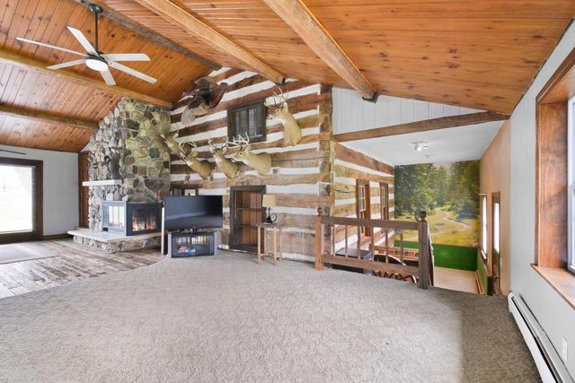 6909 Townline ROAD, West Bend, WI 53090