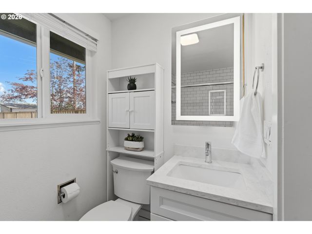 11910 Ne 6TH St, Vancouver, WA 98684