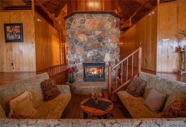 64 Trails End Lane, Doniphan, MO 63935