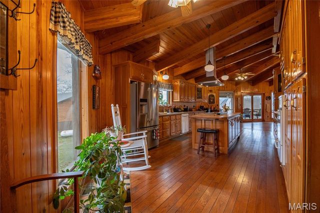 64 Trails End Lane, Doniphan, MO 63935