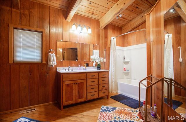 64 Trails End Lane, Doniphan, MO 63935