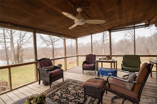 64 Trails End Lane, Doniphan, MO 63935