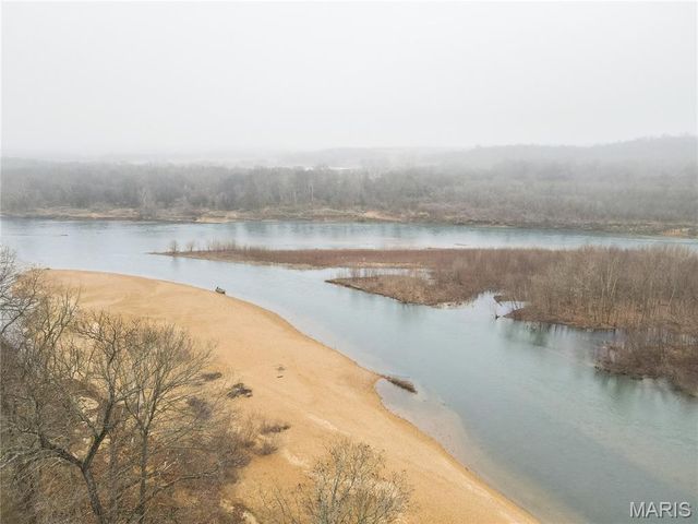 64 Trails End Lane, Doniphan, MO 63935