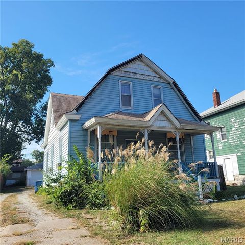 1220 Main Street, Alton, IL 62002