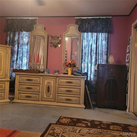 1220 Main Street, Alton, IL 62002