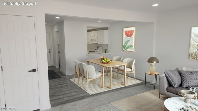 2373 Cardiff Lane B, Las Vegas, NV 89108
