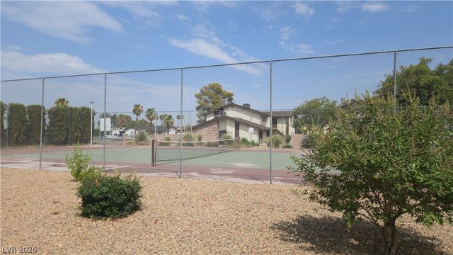 2373 Cardiff Lane B, Las Vegas, NV 89108