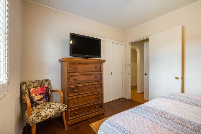 316 Homeland Road NW, Albuquerque, NM 87114